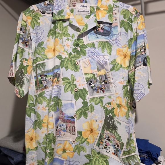 Disney Men's Tropical Print Shirt - Multicolor
